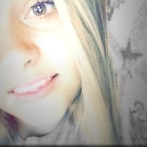 Meet your Posher, Alicia