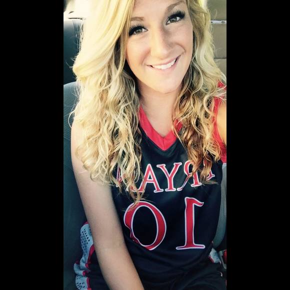 Meet your Posher, Keila - Picture 1 of 1