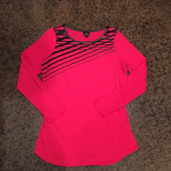 Long sleeve long red shirt - Picture 1 of 1