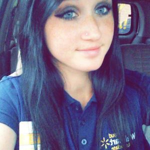 Meet your Posher, Whitney