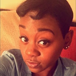 Meet your Posher, Tiphany