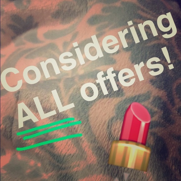 Make an offer! All listings must go! 🌞
