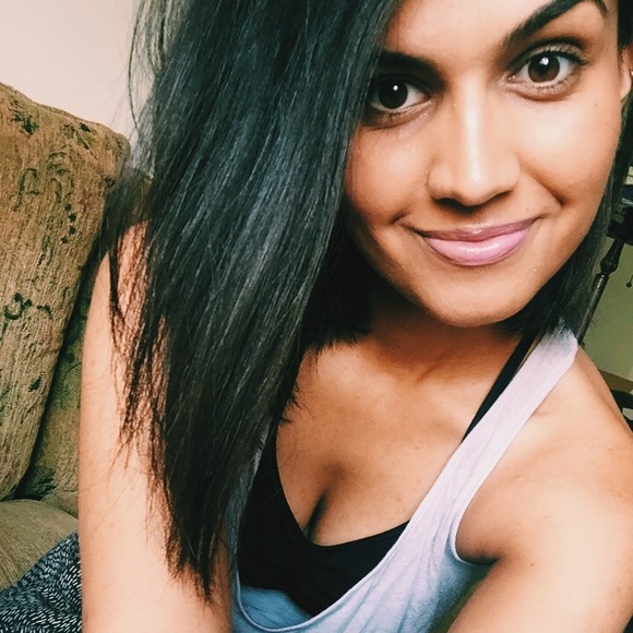 Meet your Posher, Sophia