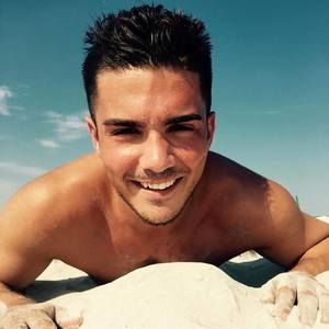 Meet your Posher, Logan