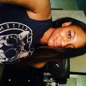 Meet your Posher, Breanease