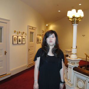 Meet your Posher, Lorraine