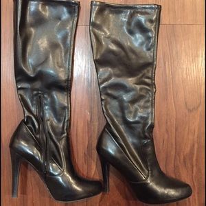 Jessica Simpson tall leather boots