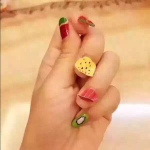 Peel-able nail polish