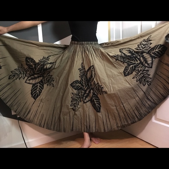 Coldwater creek full maxi skirt