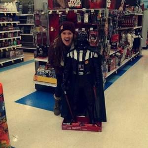 Meet your Posher, Michaela