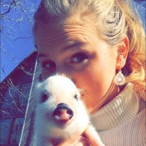 Meet your Posher, Ashlyn