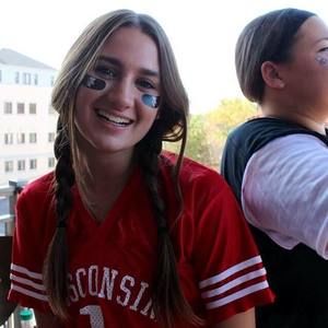 Meet your Posher, Charlotte