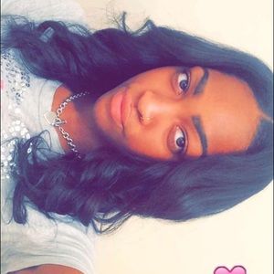 Meet your Posher, Deja