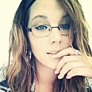 Meet your Posher, Cierra