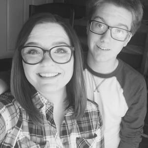 Meet your Posher, Allyson