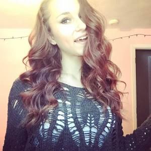 Meet your Posher, Courtney