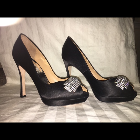 💋Badgley Mischka "Julia" Black Rhinestone Heel💋