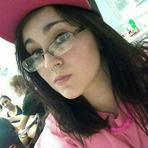 Meet your Posher, Ashleigh