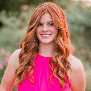 Meet your Posher, Lauren