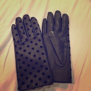 Black leather polka dot gloves