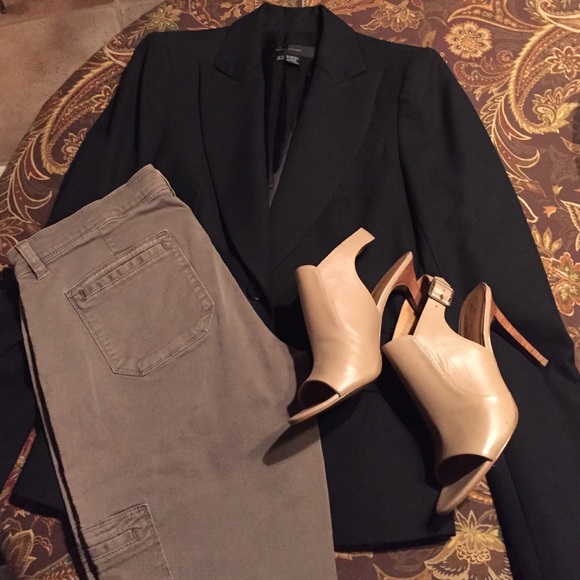 Requested bundle of 3 items for @Merylmackayb