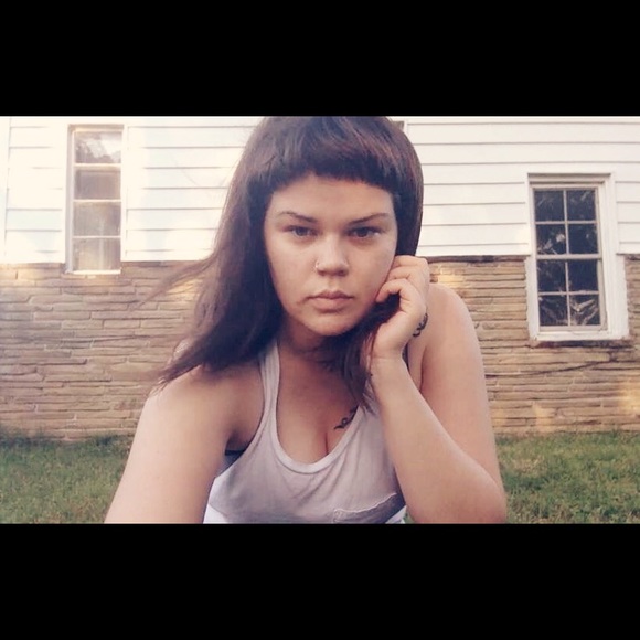 Meet your Posher, Liv