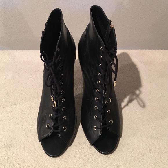 Leather Steve Madden Bootie