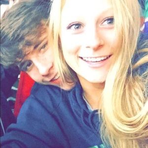 Meet your Posher, Chloe