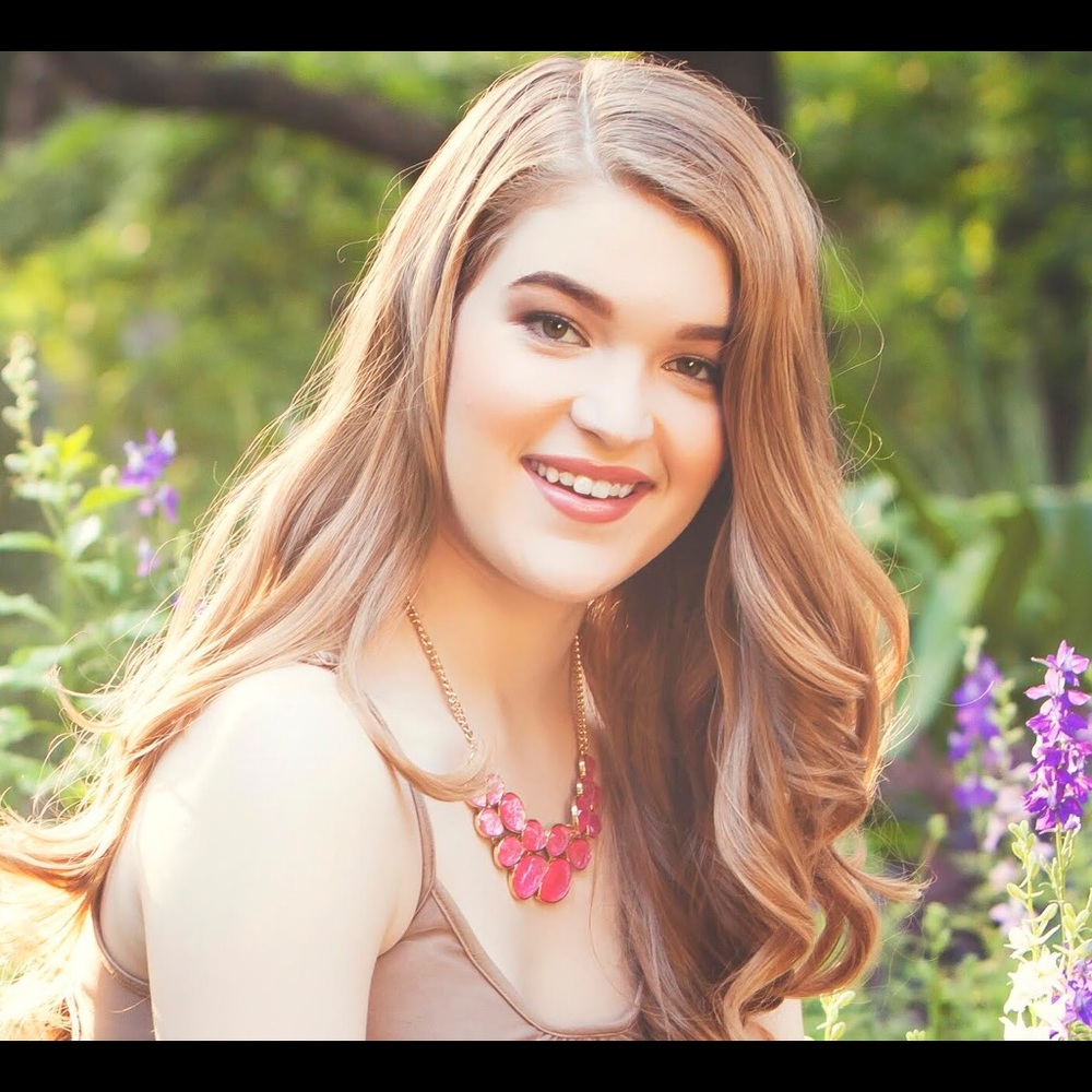 Meet your Posher, Clarissa