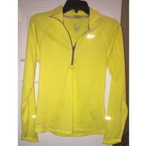 Yellow Nike Dri Fit. Yellow