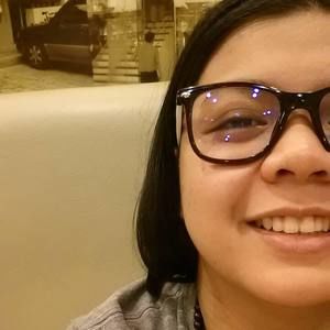 Meet your Posher, Elaine