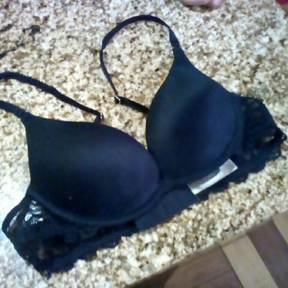 🎁🇸🇦🇱🇪🎁 32A VS BLACK BRA - Picture 1 of 4