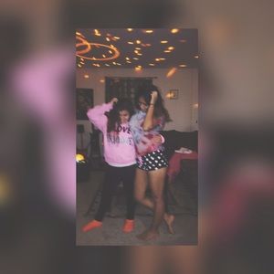 Meet your Posher, Maria