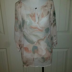 Jennifer Lopez blouse