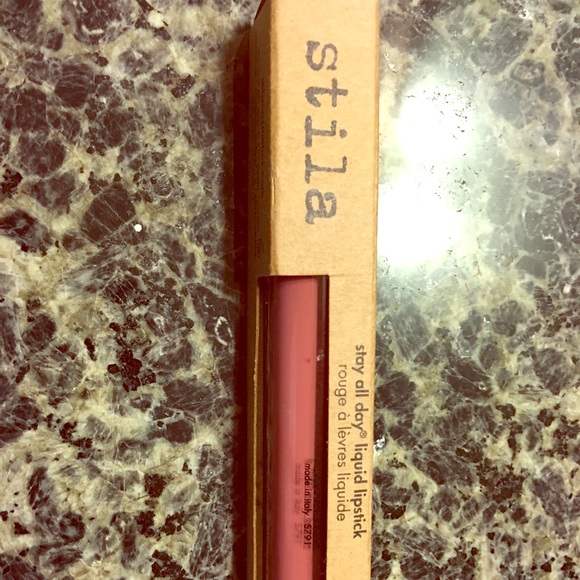 Stila patina lip matte paint (mauve color)