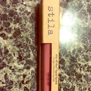 Stila patina lip matte paint (mauve color)