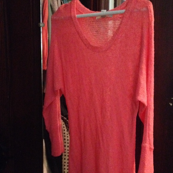 Coral small love by design top