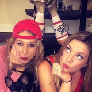 Meet your Posher, Zoe