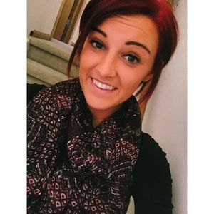 Meet your Posher, Mallory