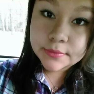 Meet your Posher, Alejandra