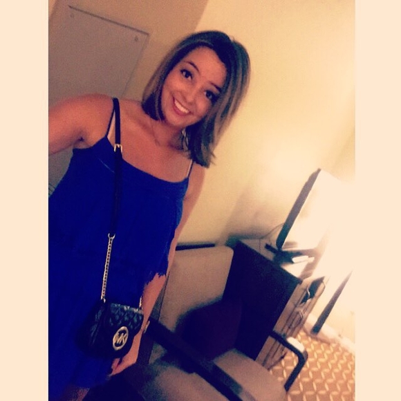 Meet your Posher, Ari