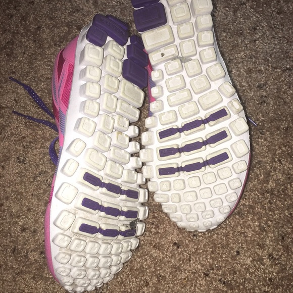 Sale! 🎉🎉Pink Reeboks - Picture 3 of 4