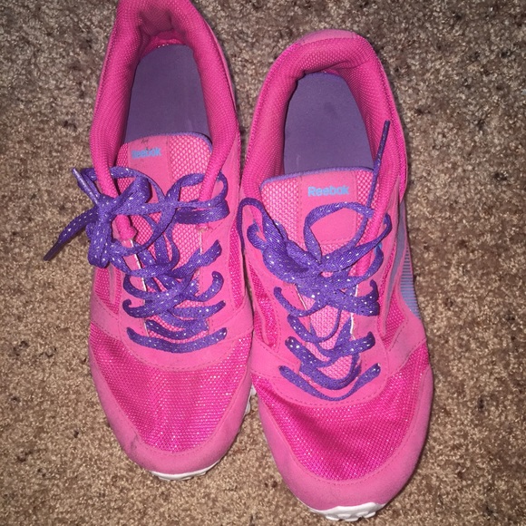 Sale! 🎉🎉Pink Reeboks - Picture 4 of 4