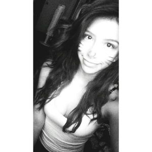 Meet your Posher, Kary