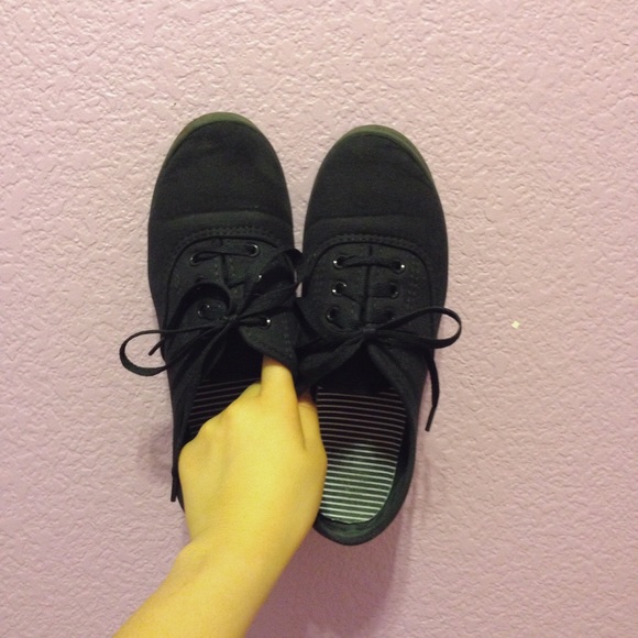 Black Keds