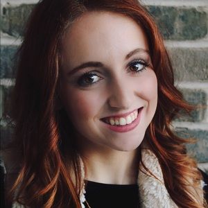 Meet your Posher, Lauren