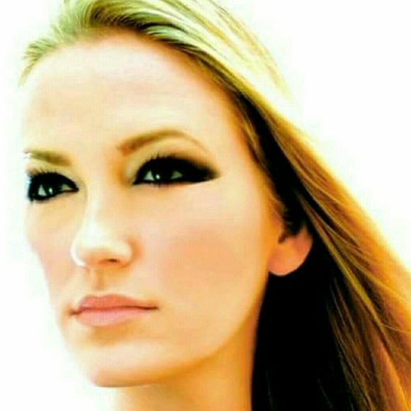 Meet Me! Thank you all for everything!! - Picture 3 of 8