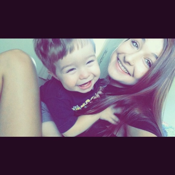 Meet your Posher, Kendra - Picture 3 of 3