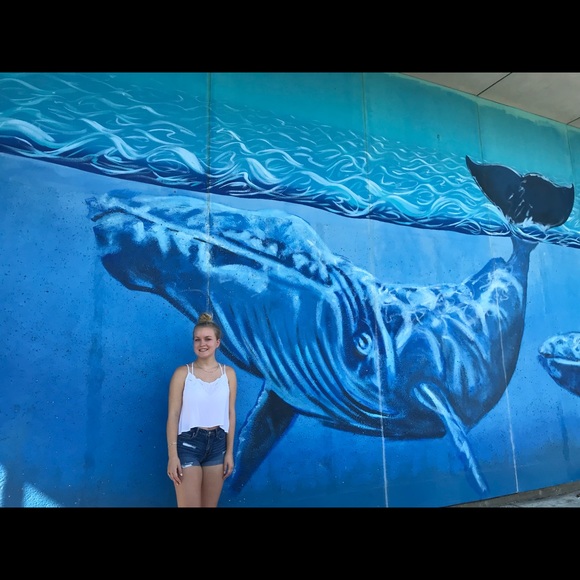 Meet your Posher, Sammi - Picture 2 of 2