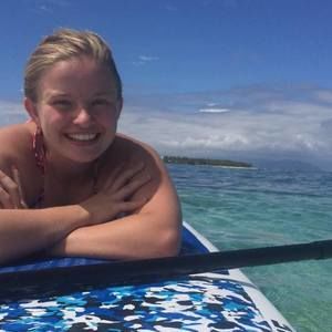 Meet your Posher, Laura